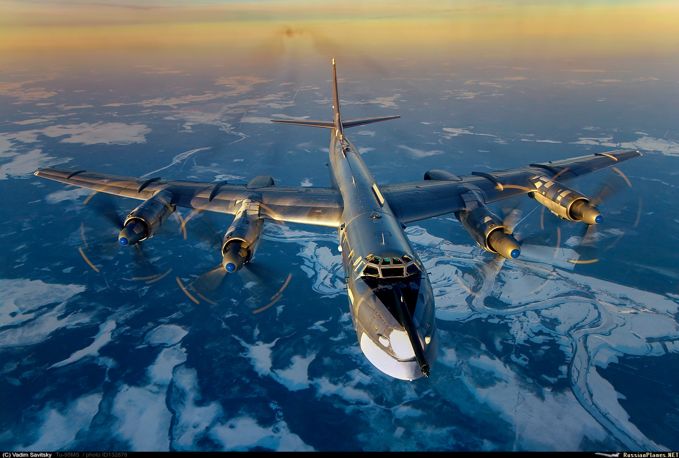 Bombardeiros Tupolev Tu-95 voam sobre espaço aéreo do EUA no Alasca sem serem incomodados/interceptados
