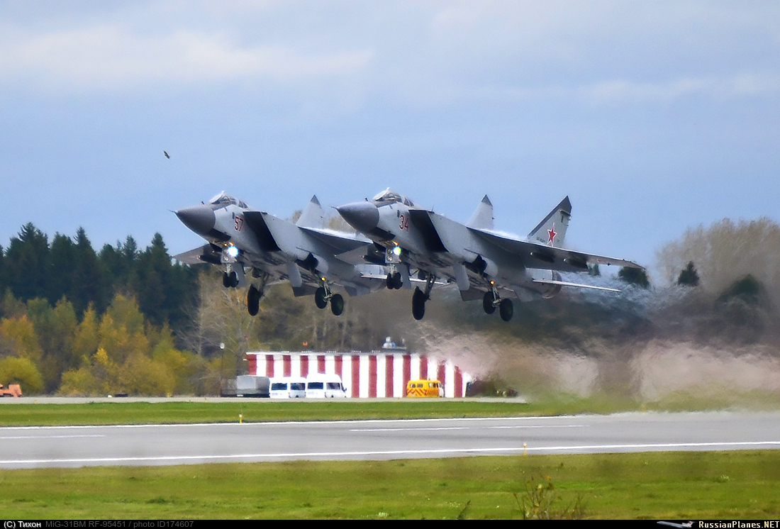 http://russianplanes.net/images/to175000/174607.jpg