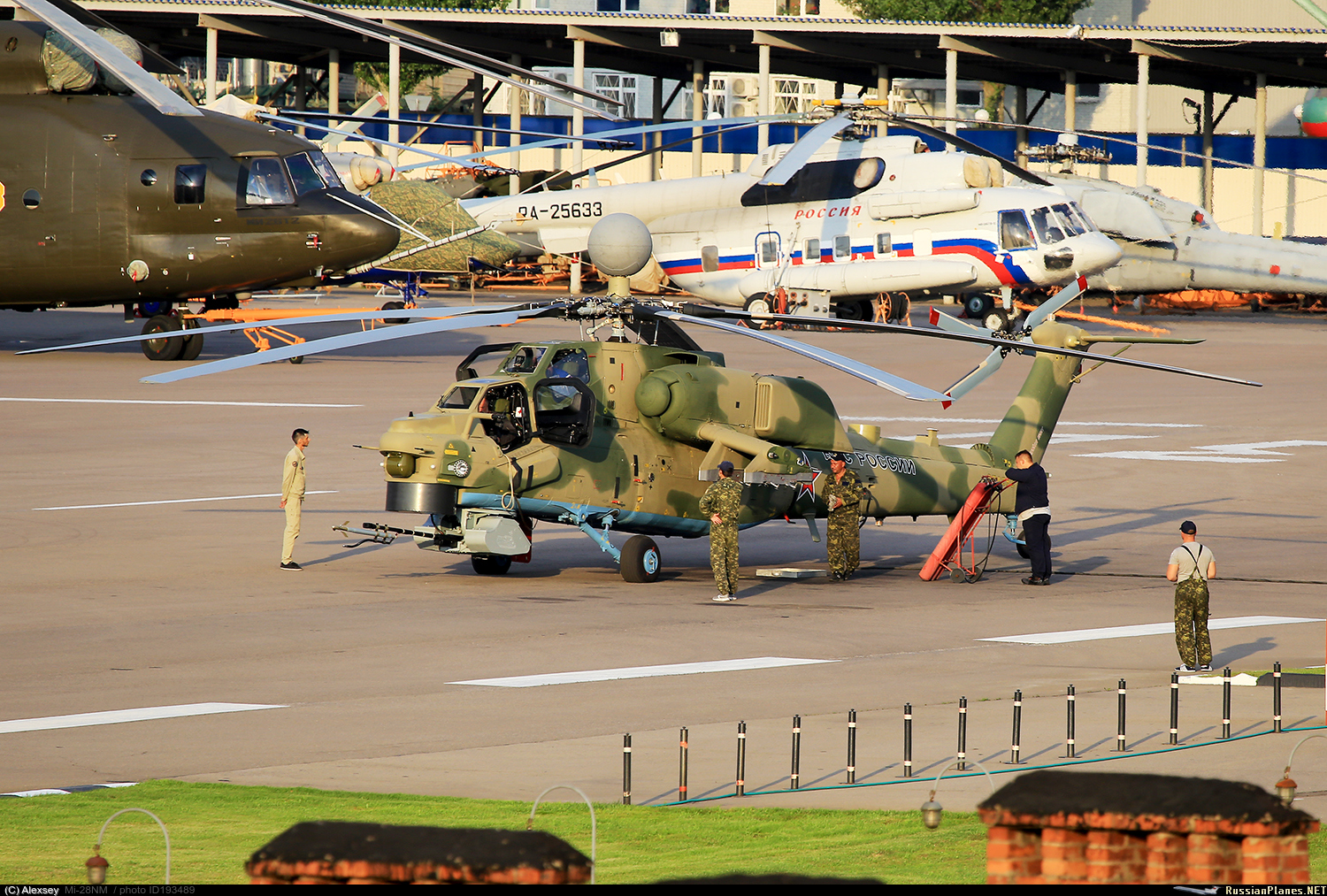 Первый опытный образец вертолета Ми-28НМ