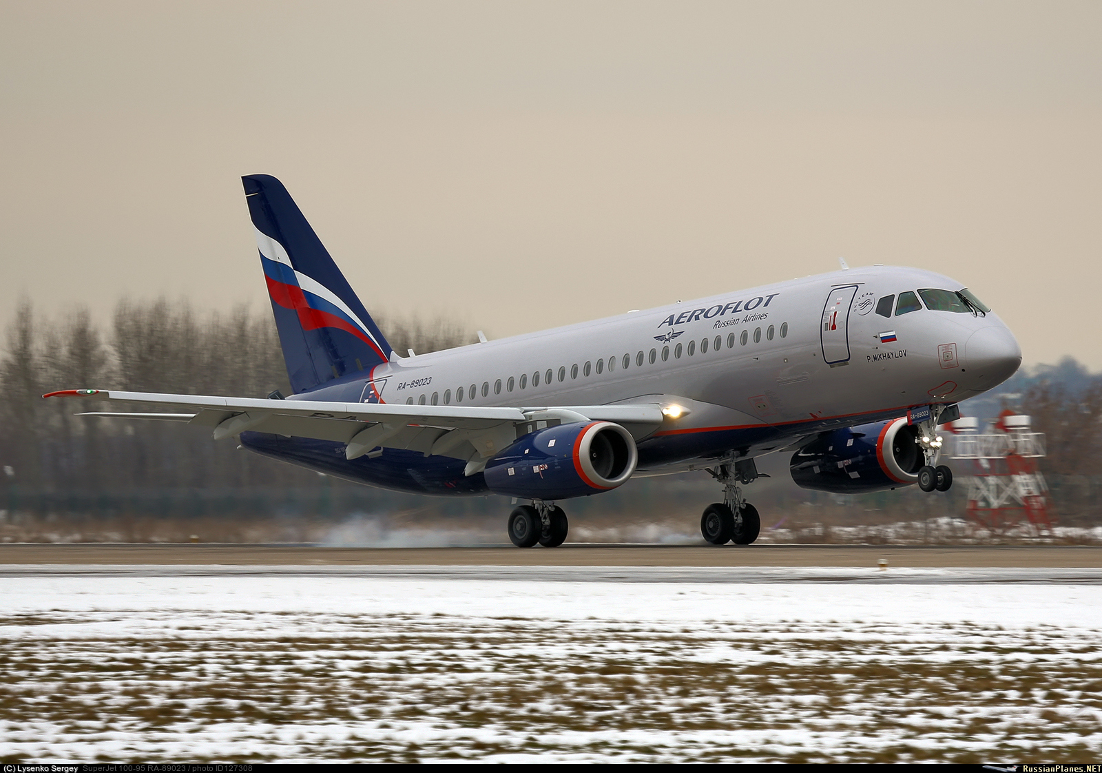 Самолет аэрофлота суперджет 100. SSJ 100 Аэрофлот. Sukhoi Superjet 100-95 Аэрофлот. Superjet 100 Аэрофлот. Сухой Суперджет 100-95 Аэрофлот.