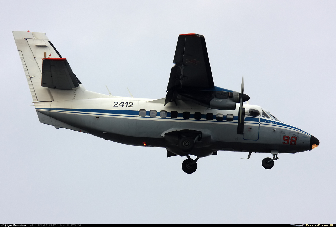 Самолет л 410 УВП. Л-410 УВП Е-20 кабина. Л-410увп-е20. L 410- UVP-E.