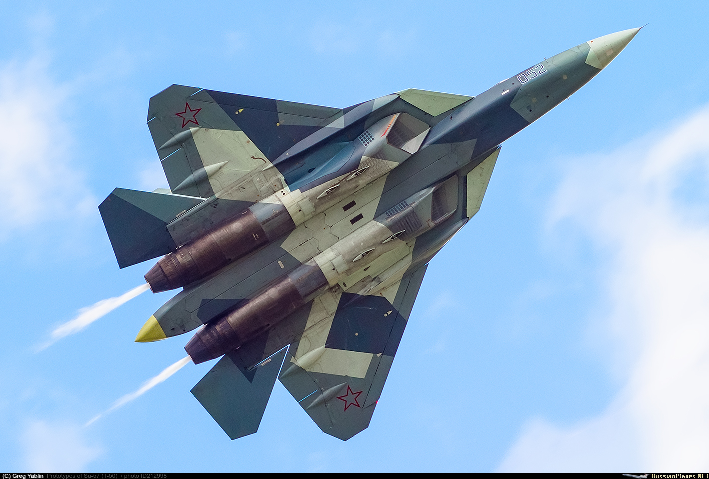 Новый истребитель россии. Пак фа Су 57. Самолёт истребитель Су 57. Самолёт пак фа т-50. 57.
