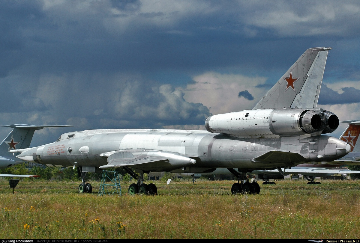 Сколько у россии самолетов ту 22. Ту-22м0 ИВВАИУ. Ту-22рдм. Ту-22м4 Дягилево. Самолёт ту-22рдм.