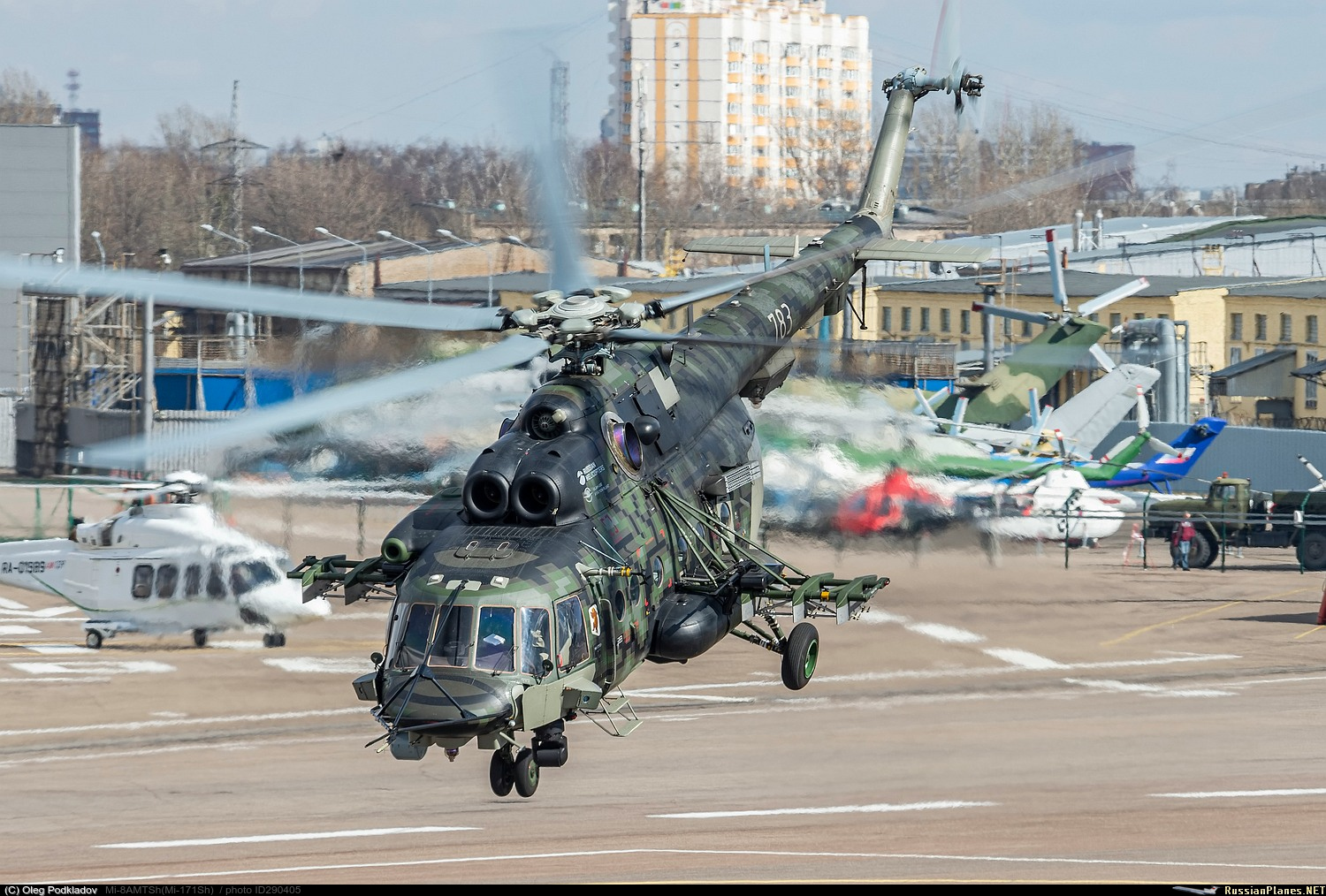 Двухдвигательный вертолет самый массовый. Ми-8 АМТШ\ми-171ш. Ми-171ш-Вн. Вертолет ми-171ш. Ми-171ш кабина.