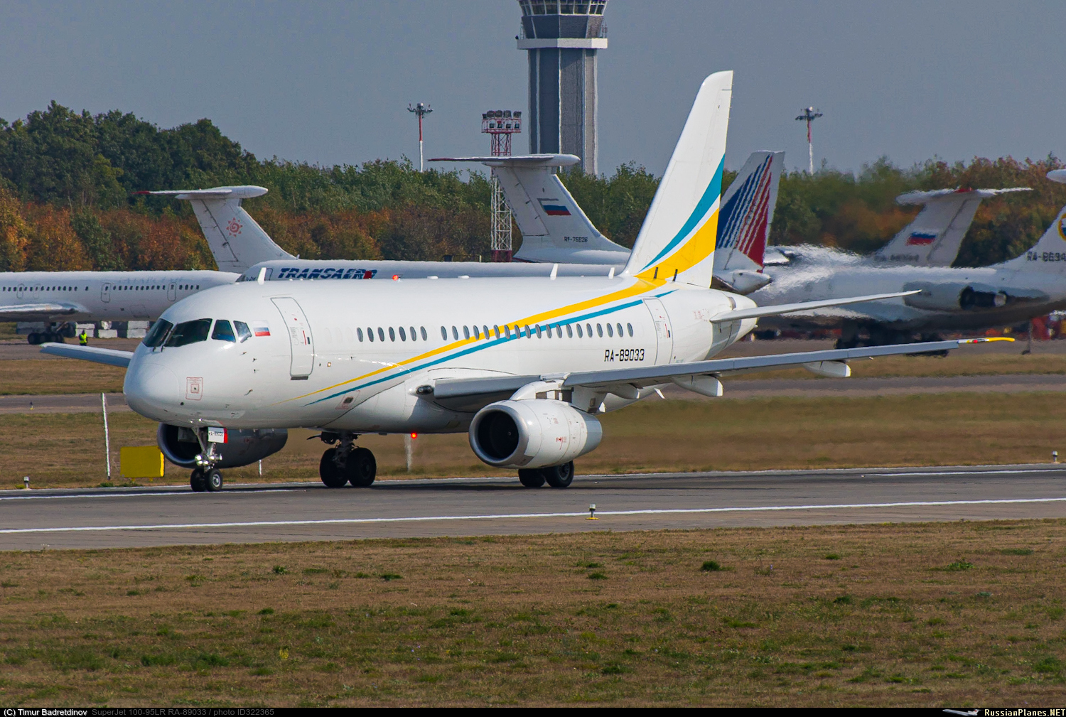 Фотография самолёта · Сухой · SuperJet 100-95LR · RA-89033 (зав.н. 95060) ·  РусДжет russianplanes.net наша авиация