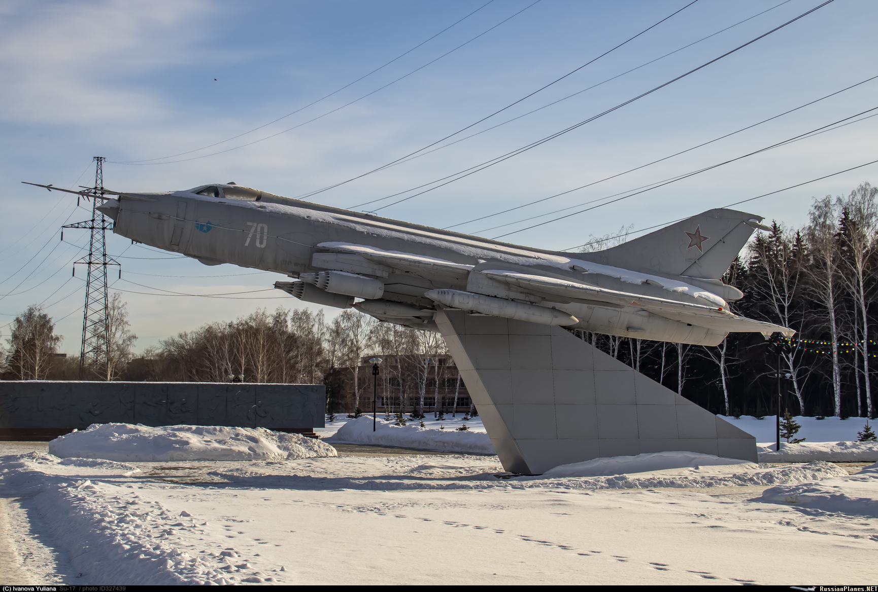 Фотография самолёта · Сухой · Су-17 · 70 · Россия (СССР) - ВВС ✈  russianplanes.net ✈ наша авиация