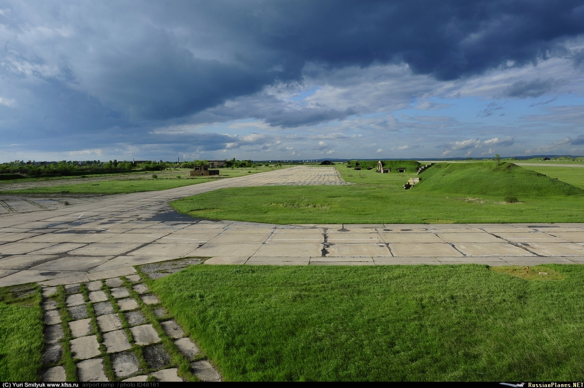 Air field. Воздвиженка (Приморский край). Аэропорт Воздвиженка Приморский край. Авиабаза Воздвиженка Приморский. Воздвиженка военный городок.