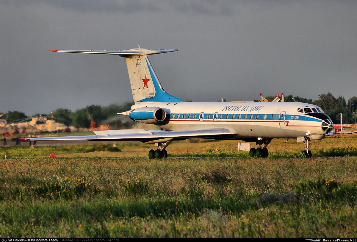 Ту-134 ВВС. Ту-134ак. Туполев ту-134ак. Самолет ту 134 ВВС России. Скорость самолета ту 134